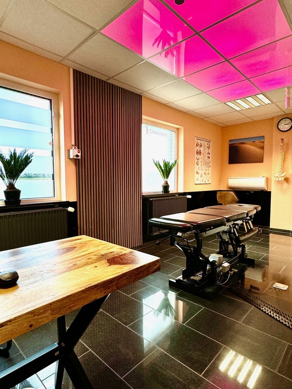 Heilpraktiker finden - Hamburg-Umland - Sperchzimmer - Akutpraxis für Chiropraktik - Chiromedic - HP Heiko Brammer