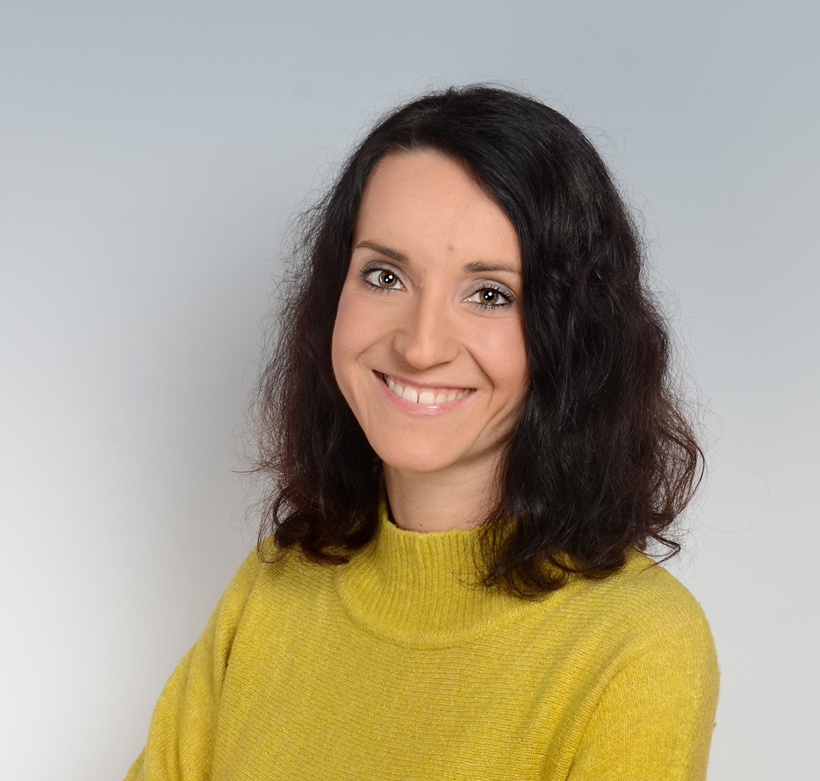 Praxis für Naturheilkunde - Heilpraktikerin Aline Teuchner Teammitglieder Heilpraktikerin, Diplom-Fitnessökonomin (DHPG)