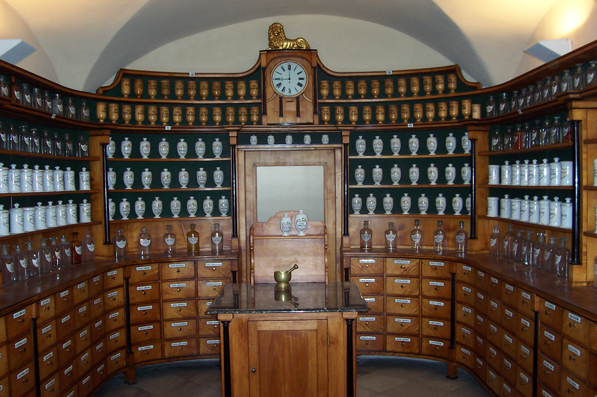 Prof. E.h. Iwailo Schmidt BGU Praxis Räume Suchen Sie einen Heilpraktiker in Dresden? Bei uns begeben Sie sich in erfahrene Hände.